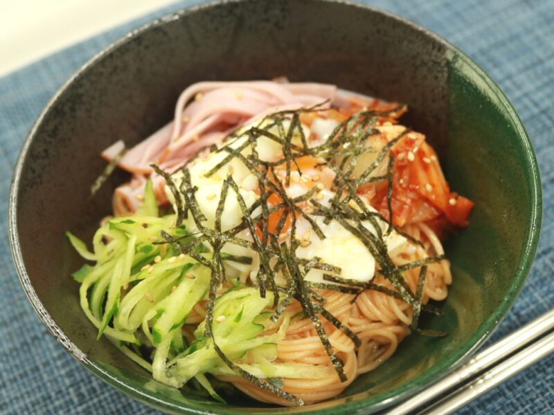 味どうらくで！ビビンそうめん