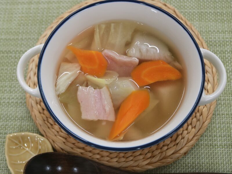 やさいゴロゴロの里芋スープ